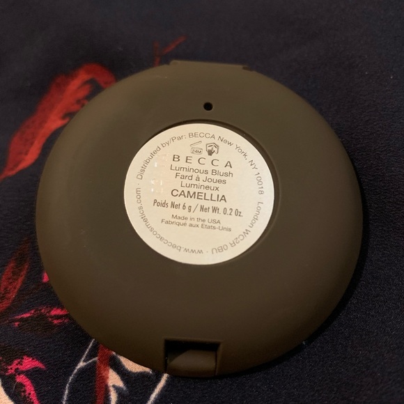 BECCA Shimmering Skin Perfector Luminous Blush - Picture 5 of 7